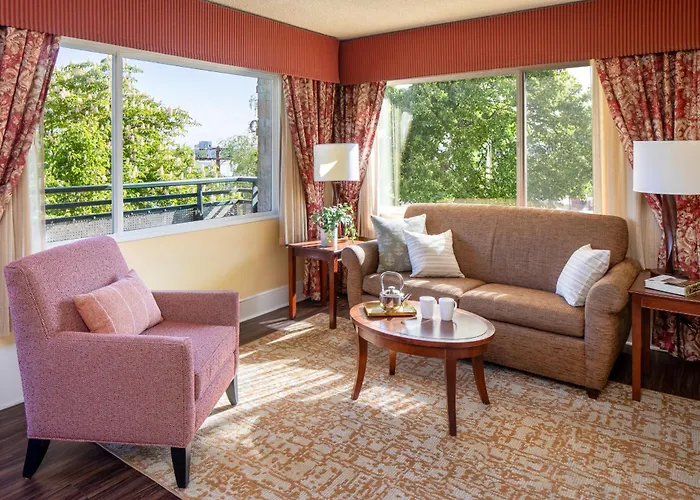 Park Lane Suites & Inn