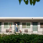 Park Lane Suites & Inn