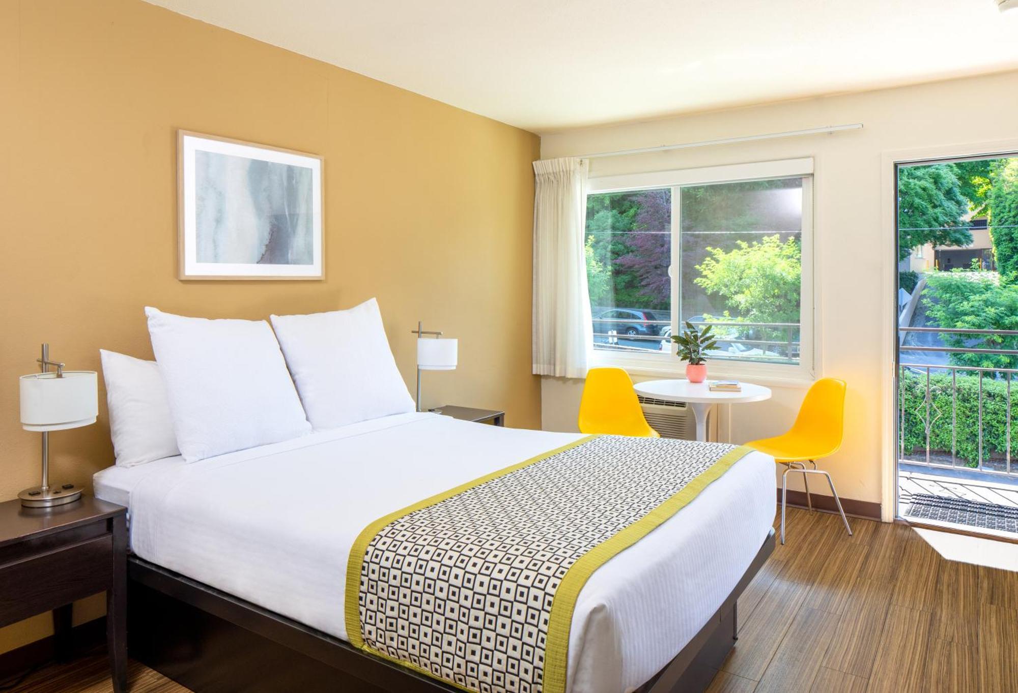 Park Lane & Hotel 3*