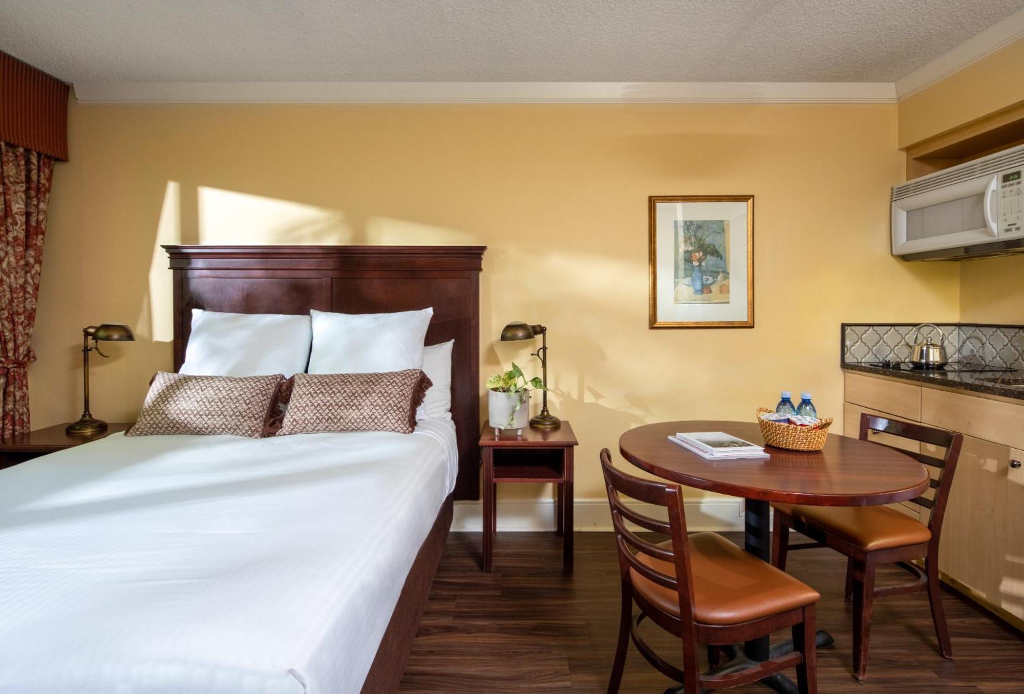 Park Lane & Hotel Portland
